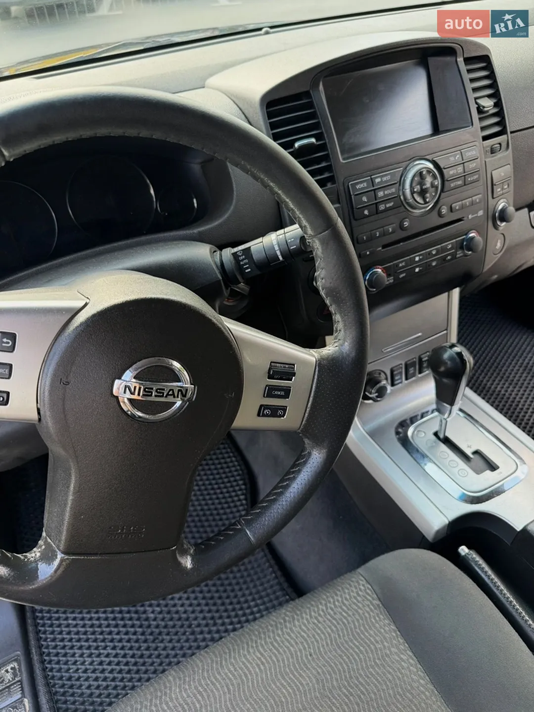 2013 Nissan Pathfinder - мініатюра 15