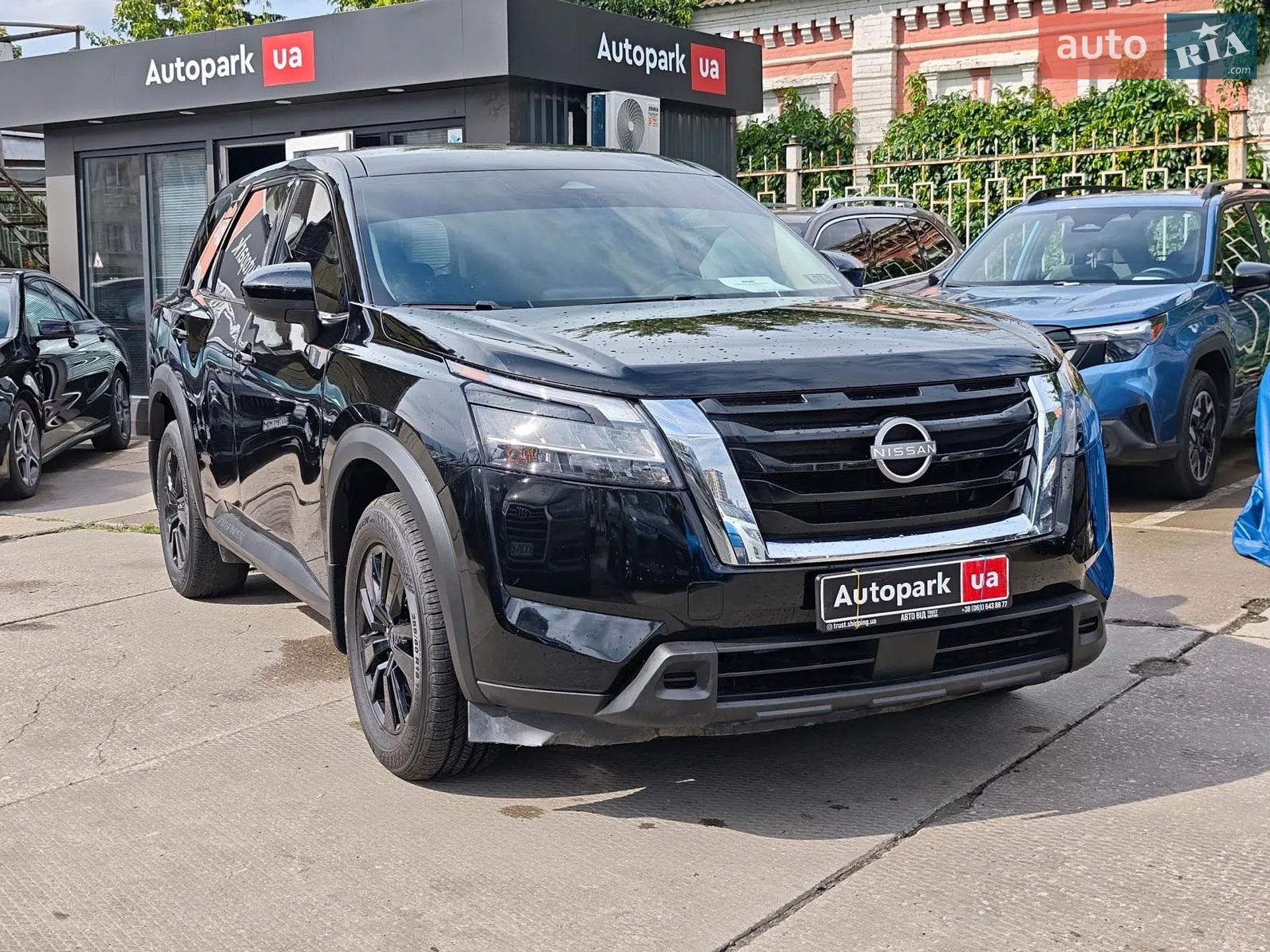 2023 Nissan Pathfinder - мініатюра 3