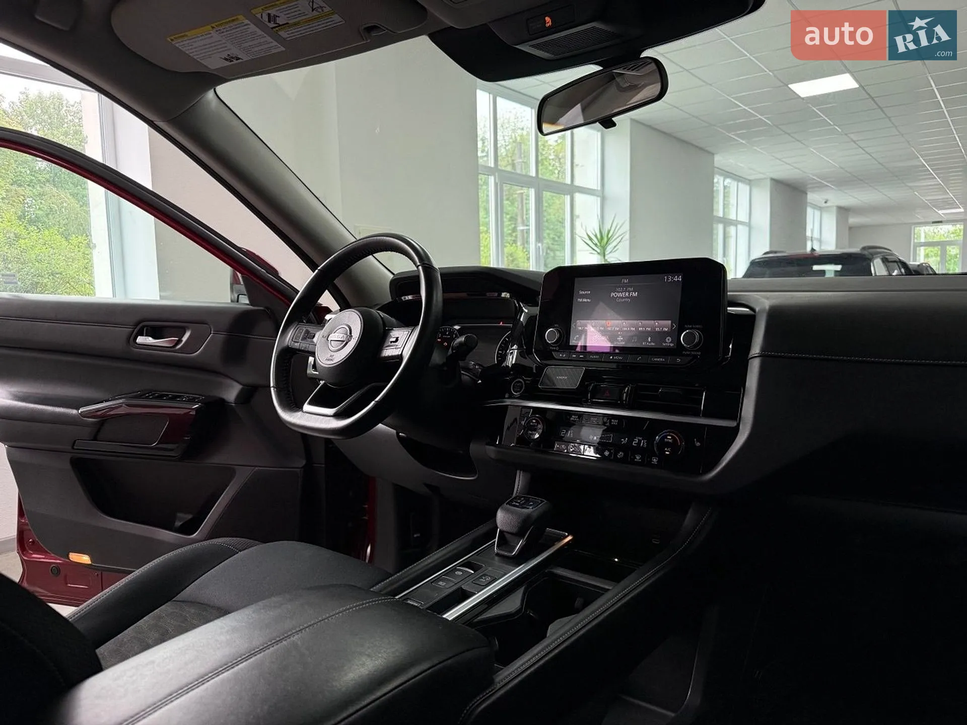 2022 Nissan Pathfinder - мініатюра 19
