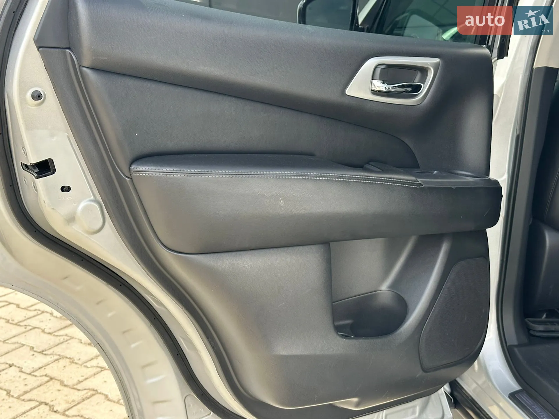 2013 Nissan Pathfinder - мініатюра 21
