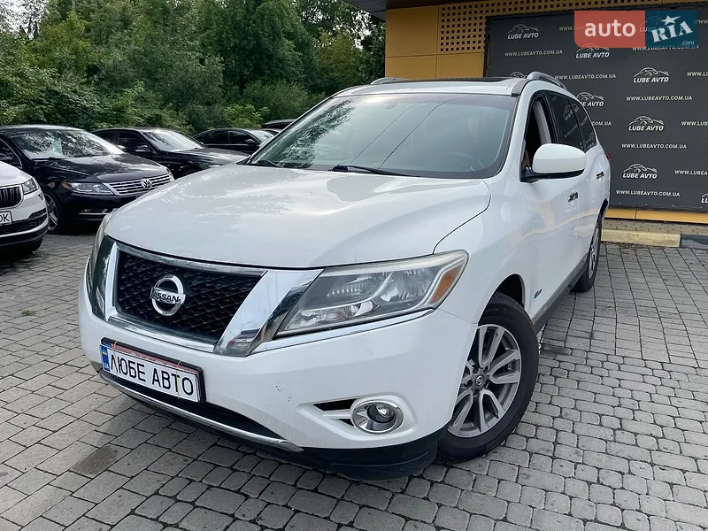 Nissan Pathfinder 2014