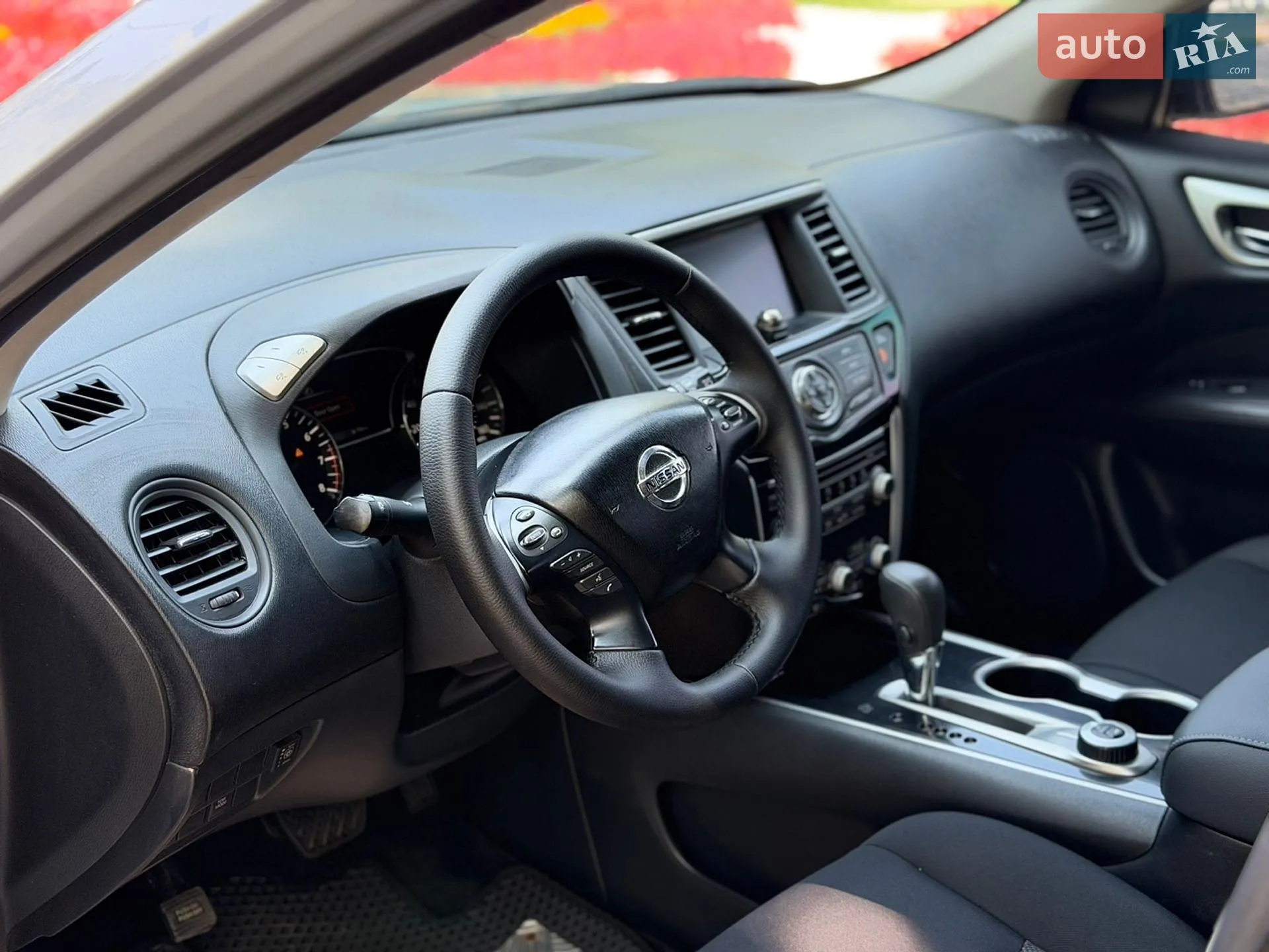 2018 Nissan Pathfinder - мініатюра 11