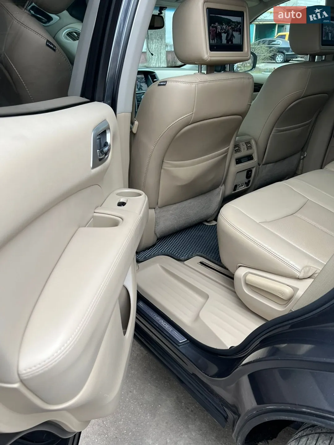 2013 Nissan Pathfinder - мініатюра 9