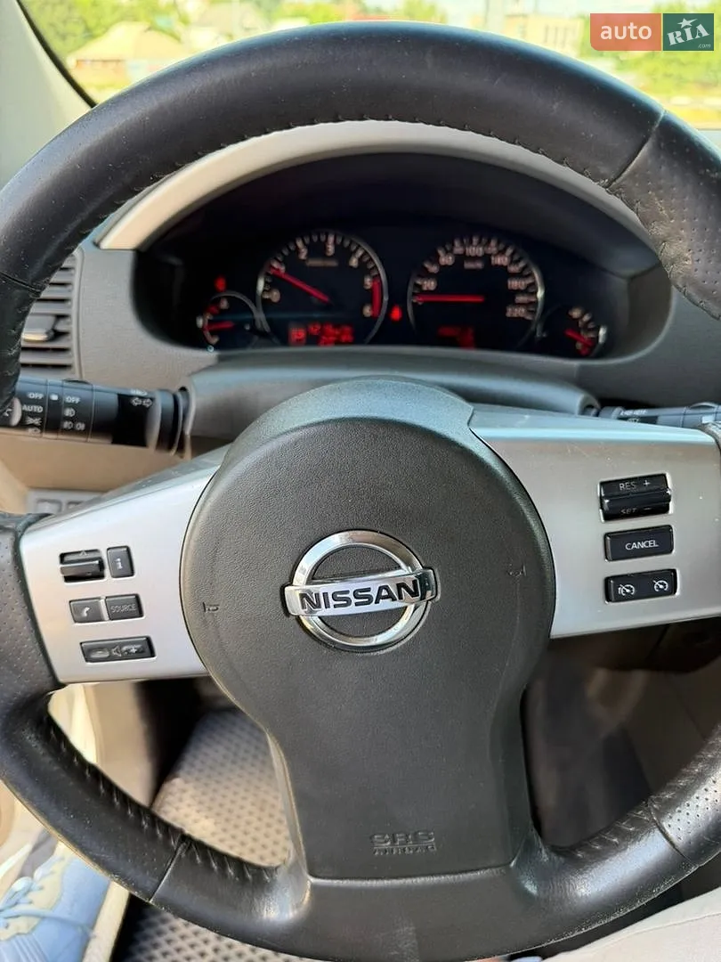 2012 Nissan Pathfinder - мініатюра 16