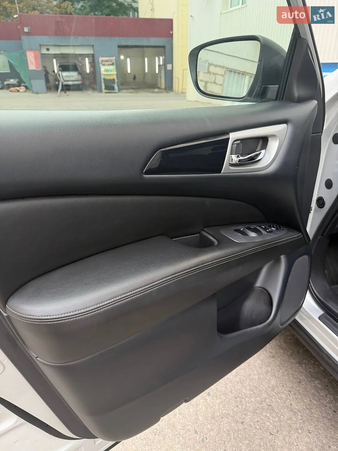 2018 Nissan Pathfinder - мініатюра 36