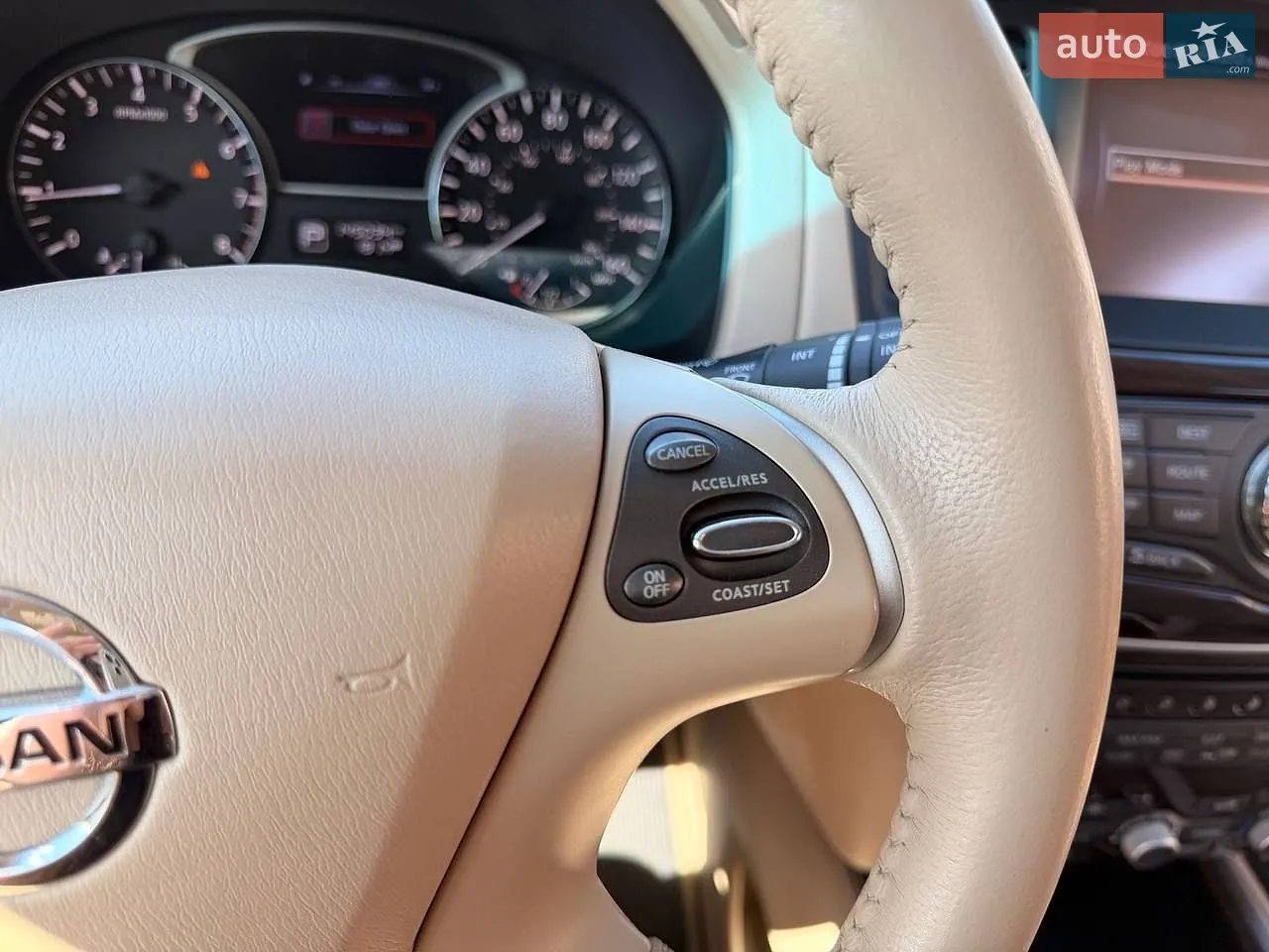2014 Nissan Pathfinder - мініатюра 25