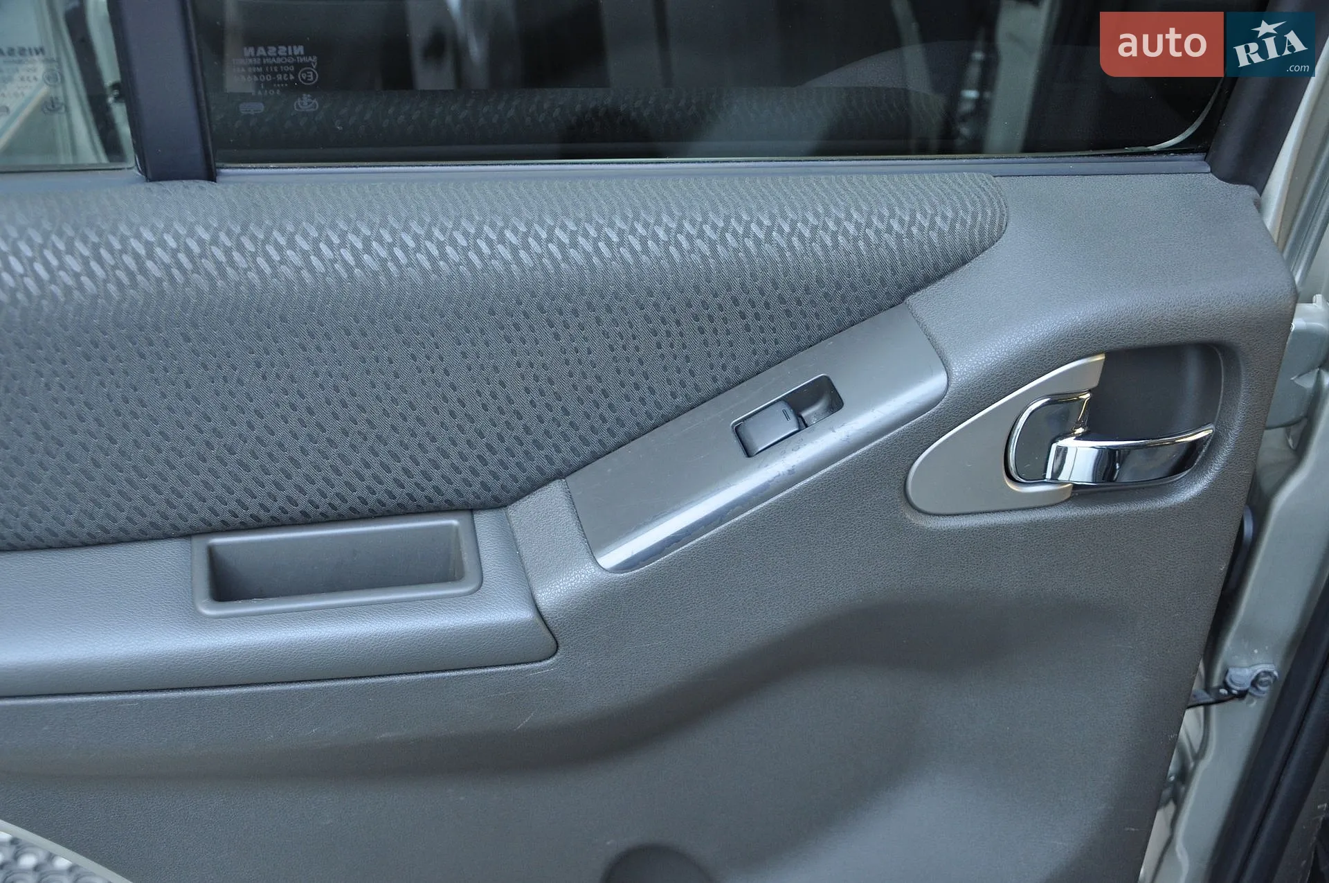 2011 Nissan Pathfinder - мініатюра 19