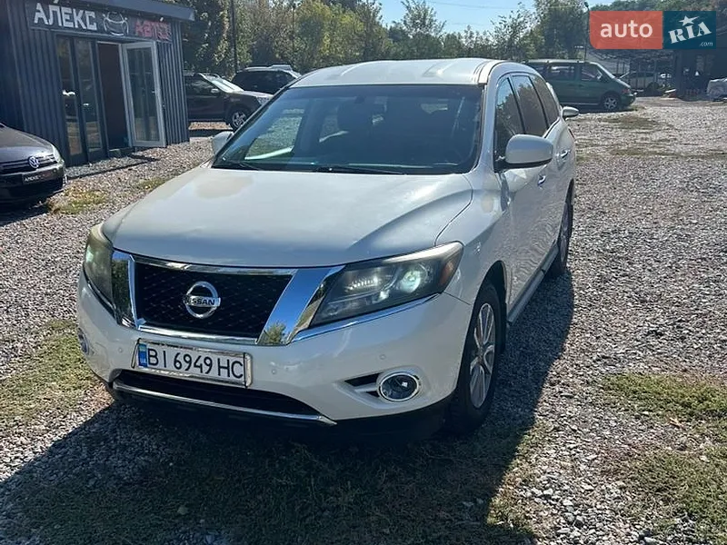 Nissan Pathfinder 2014