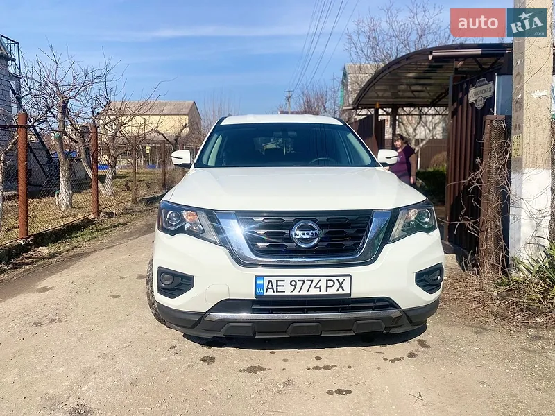 Nissan Pathfinder 2019