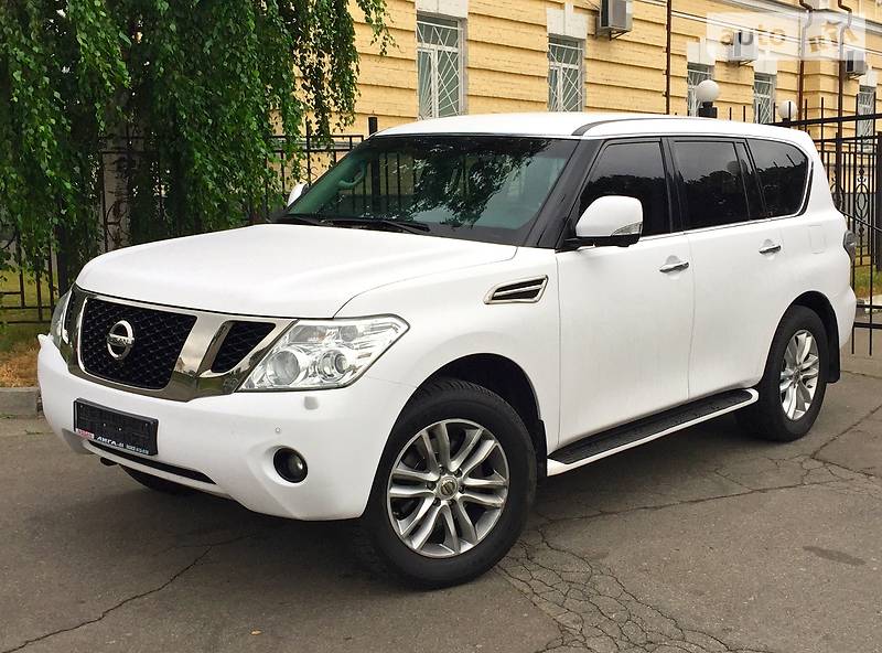 Внедорожник / Кроссовер Nissan Patrol 2011 в Киеве