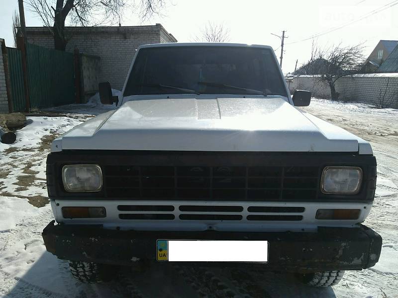 Nissan Patrol 1989 року