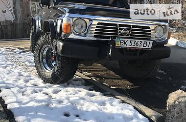 Внедорожник / Кроссовер Nissan Patrol 1994 в Черновцах