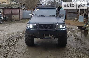 Внедорожник / Кроссовер Nissan Patrol 2000 в Каменец-Подольском