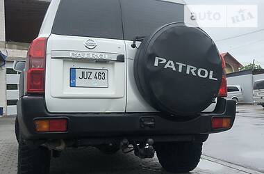 Внедорожник / Кроссовер Nissan Patrol 2006 в Тячеве