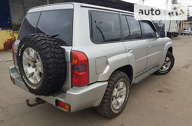 Позашляховик / Кросовер Nissan Patrol 2008 в 