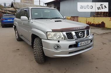 Позашляховик / Кросовер Nissan Patrol 2008 в 