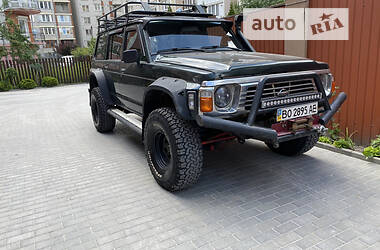 Внедорожник / Кроссовер Nissan Patrol 1996 в Тернополе