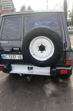 Позашляховик / Кросовер Nissan Patrol 1992 в Червонограді