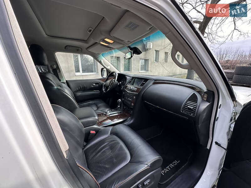 Внедорожник / Кроссовер Nissan Patrol 2011 в Киеве