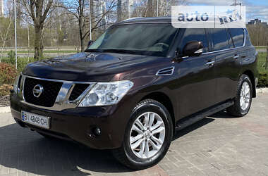 Позашляховик / Кросовер Nissan Patrol 2011 в Києві