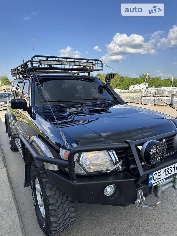 Внедорожник / Кроссовер Nissan Patrol 2002 в Черновцах