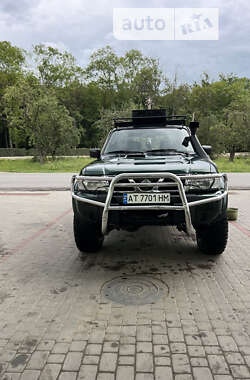 Внедорожник / Кроссовер Nissan Patrol 2000 в Снятине