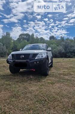 Універсал Nissan Patrol 2010 в Дніпрі