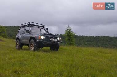 Внедорожник / Кроссовер Nissan Patrol 1991 в Рахове