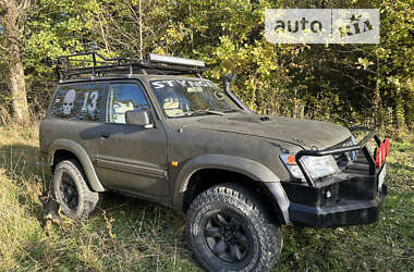 Внедорожник / Кроссовер Nissan Patrol 2000 в Яворове