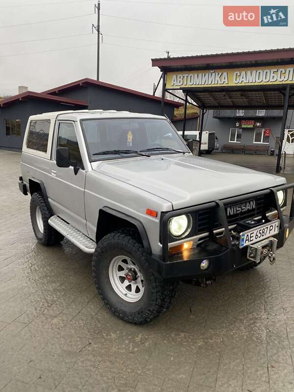 Позашляховик / Кросовер Nissan Patrol 1986 в Турці