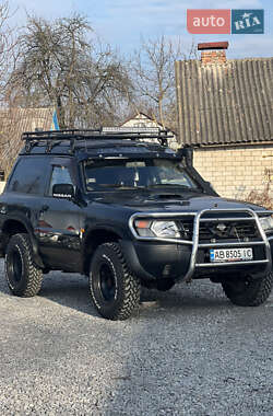 Внедорожник / Кроссовер Nissan Patrol 1998 в Виннице