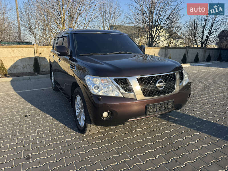 Внедорожник / Кроссовер Nissan Patrol 2011 в Одессе