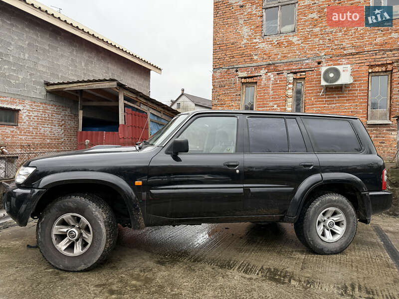 Позашляховик / Кросовер Nissan Patrol 2003 в Львові