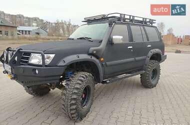 Внедорожник / Кроссовер Nissan Patrol 2004 в 