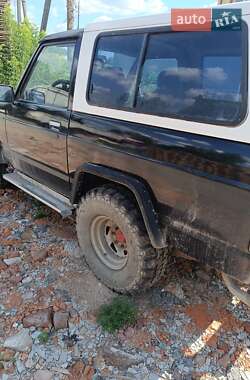 Внедорожник / Кроссовер Nissan Patrol 1990 в 