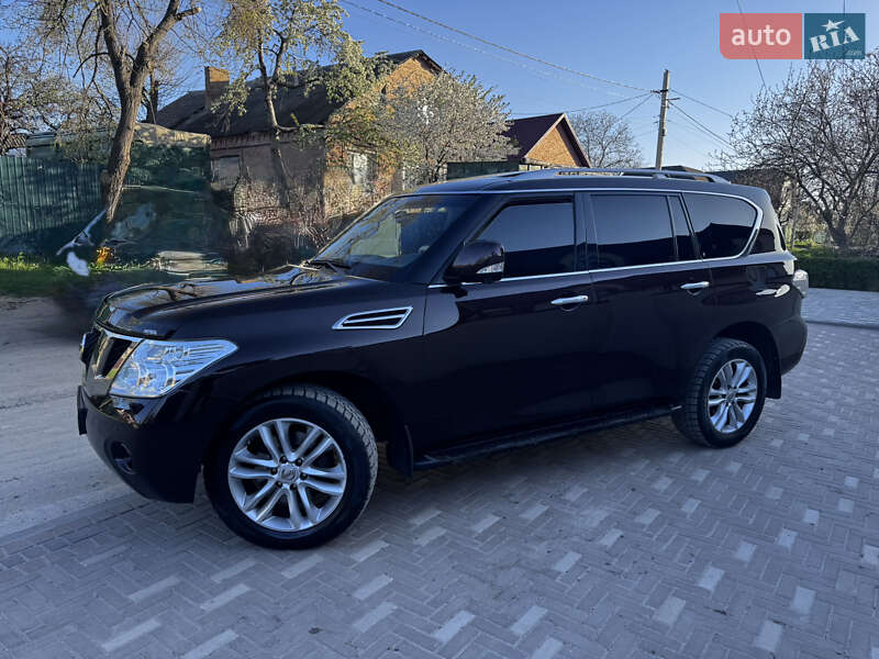 Позашляховик / Кросовер Nissan Patrol 2011 в Кропивницькому