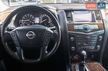 Позашляховик / Кросовер Nissan Patrol 2013 в 