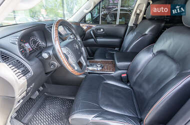 Позашляховик / Кросовер Nissan Patrol 2013 в 