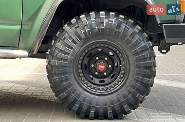 Внедорожник / Кроссовер Nissan Patrol 1987 в 