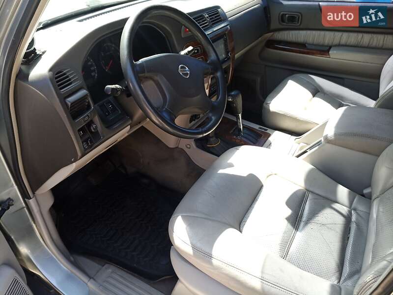 Позашляховик / Кросовер Nissan Patrol 2003 в Дніпрі