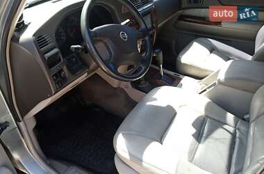 Внедорожник / Кроссовер Nissan Patrol 2003 в 