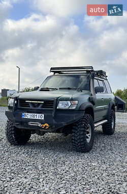 Внедорожник / Кроссовер Nissan Patrol 1998 в Львове