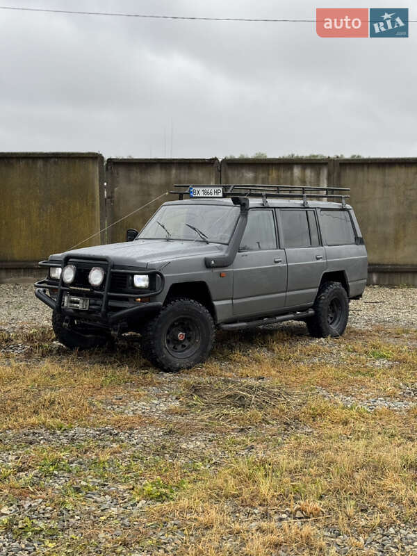 Внедорожник / Кроссовер Nissan Patrol 1987 в Каменец-Подольском