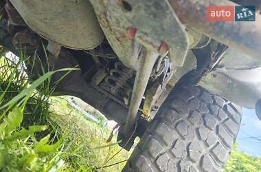Внедорожник / Кроссовер Nissan Patrol 2003 в 