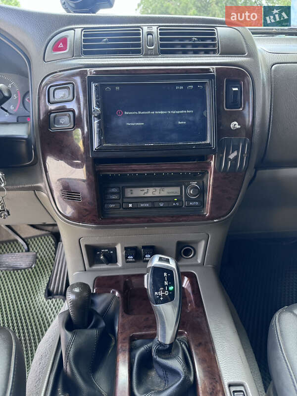 Позашляховик / Кросовер Nissan Patrol 2001 в Ужгороді
