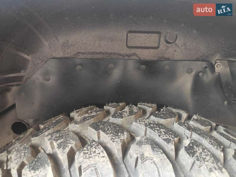 Внедорожник / Кроссовер Nissan Patrol 2000 в Ивано-Франковске