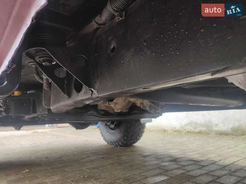 Внедорожник / Кроссовер Nissan Patrol 2000 в Ивано-Франковске