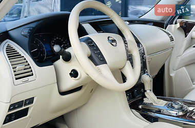 Позашляховик / Кросовер Nissan Patrol 2013 в 