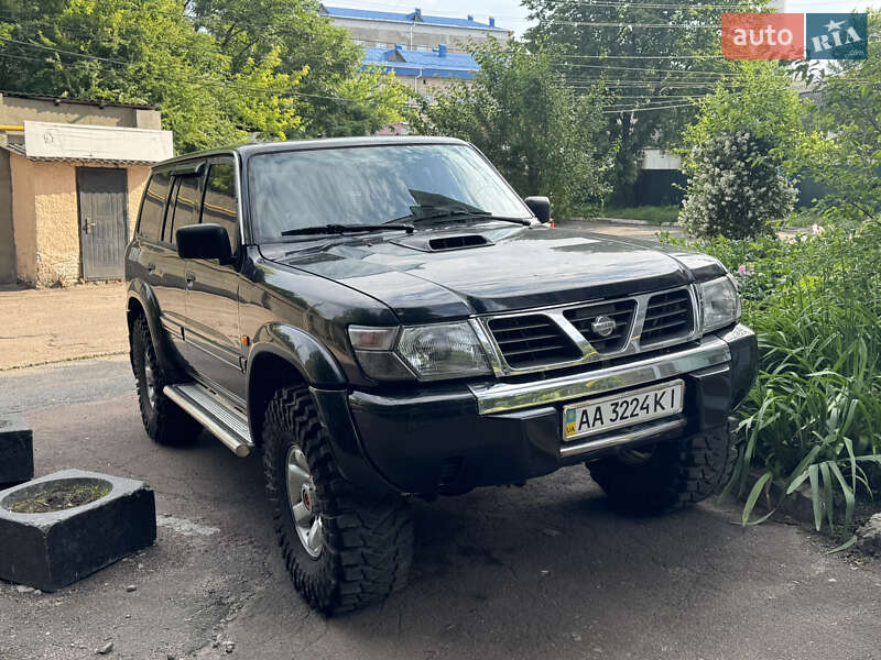 Nissan Patrol 2000