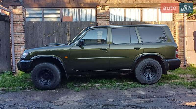 Позашляховик / Кросовер Nissan Patrol 2000 в Сумах